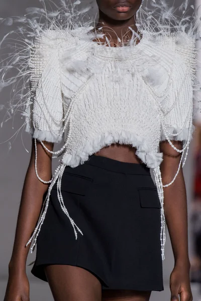 Look 71